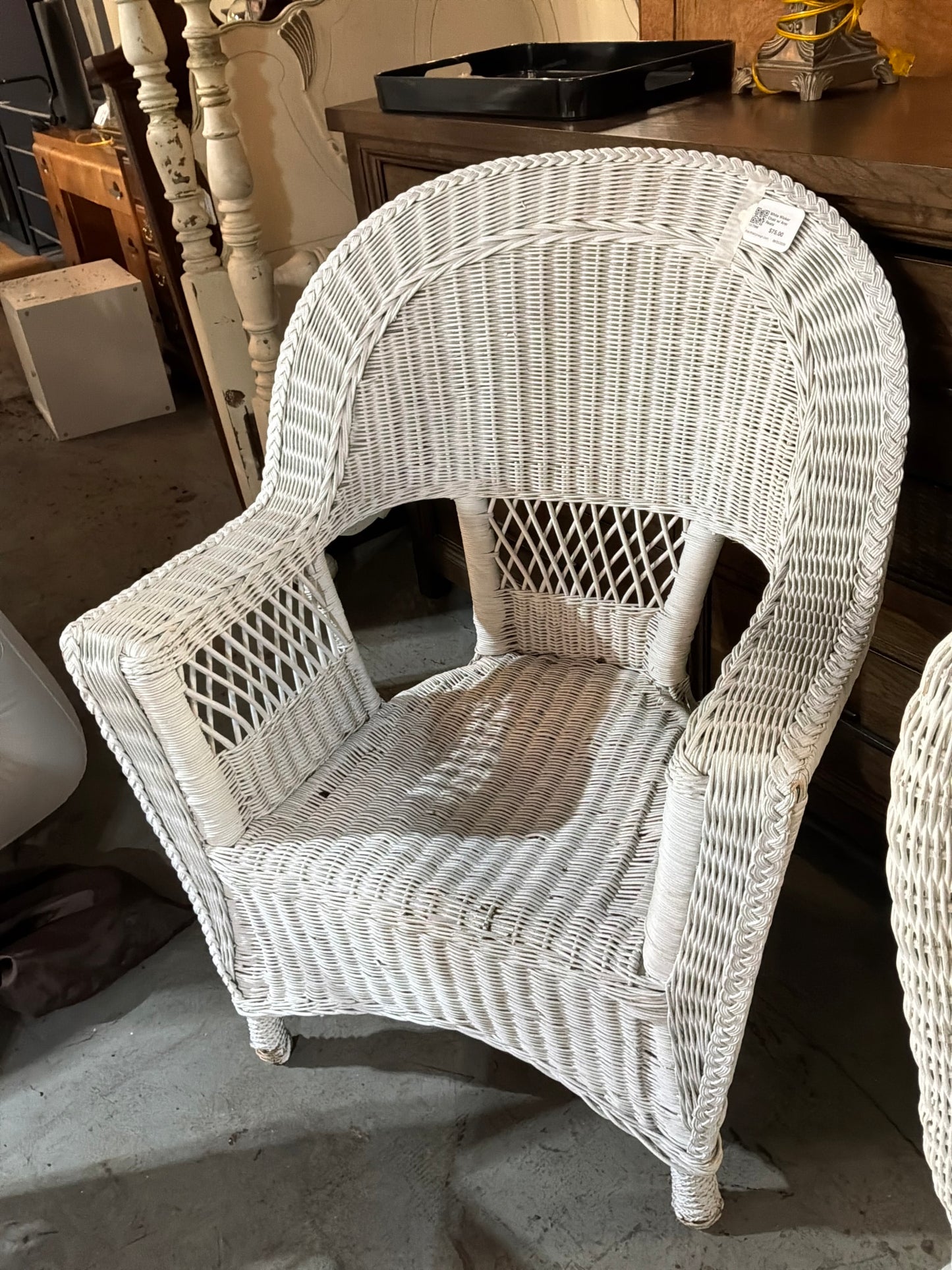 White Wicker Chair w/ Arm Rests