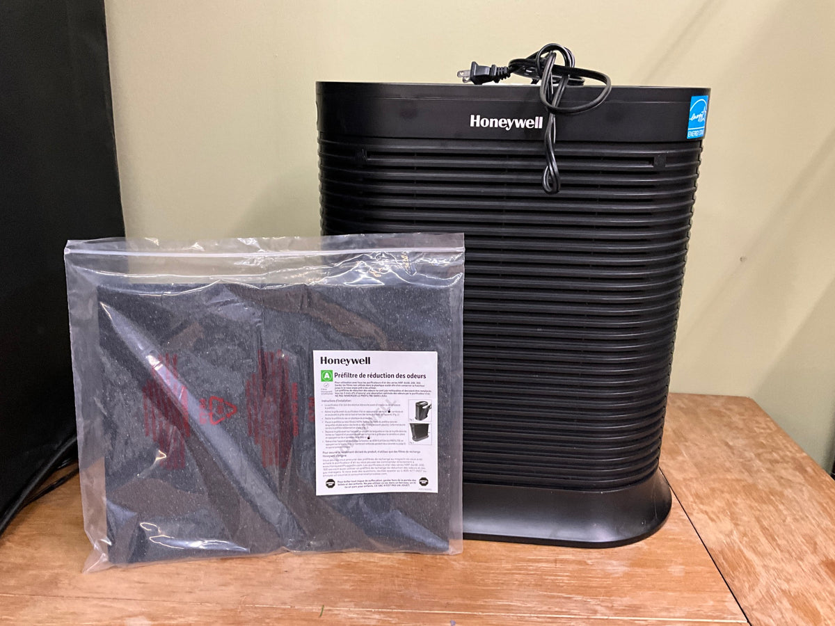 Honeywell Air Purifier w/ Filter
