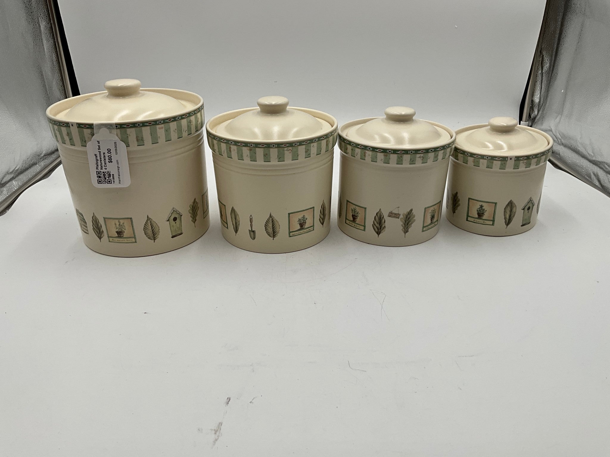 Pfaltzgraff Naturewood Set of 4 Canisters