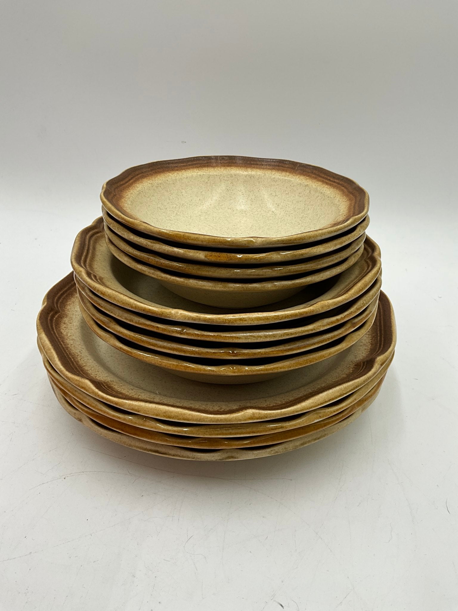 Mikasa Whole Wheat 4 Place Setting Dish Set