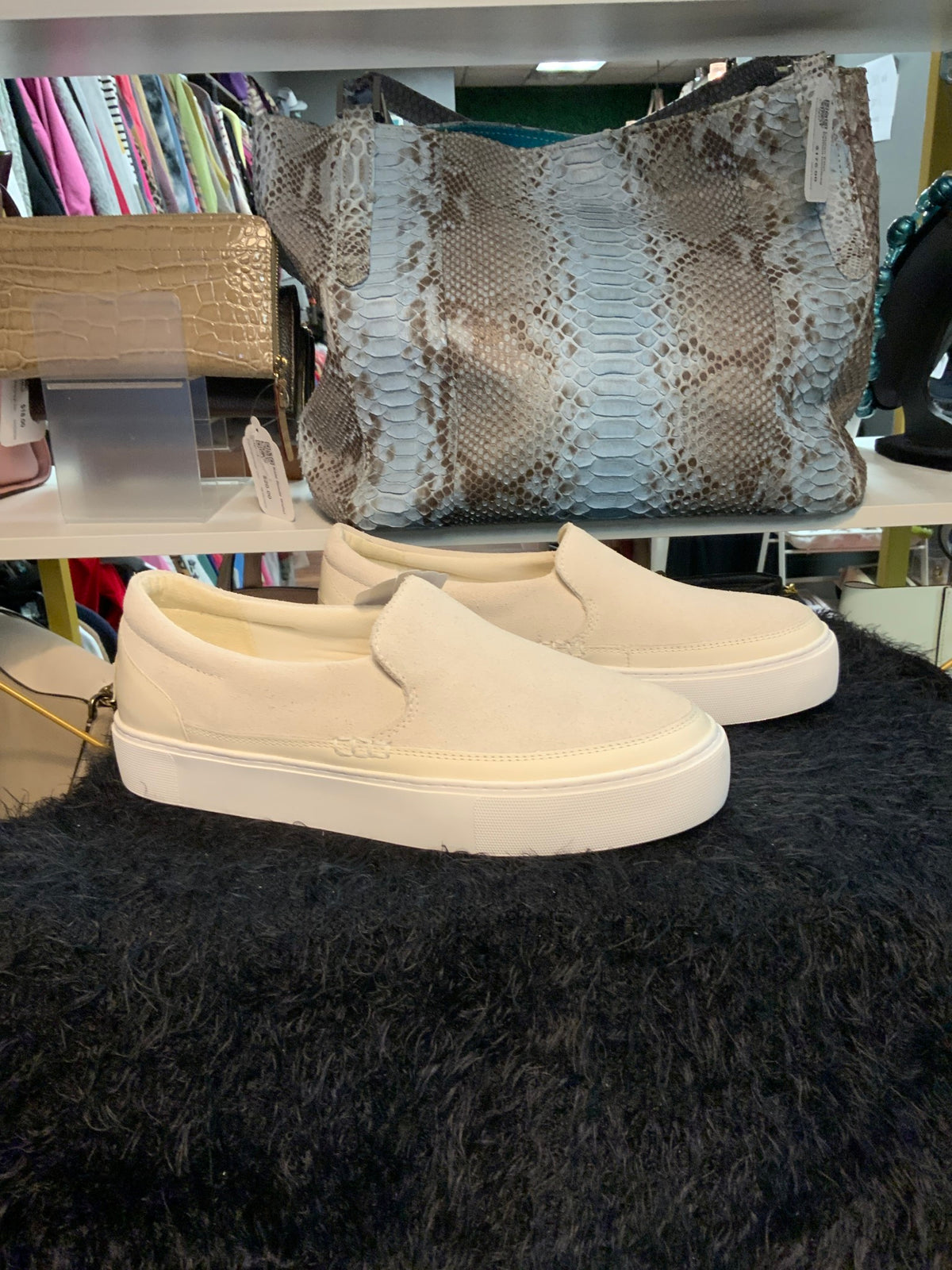 UGG Shoes Sz 9.5