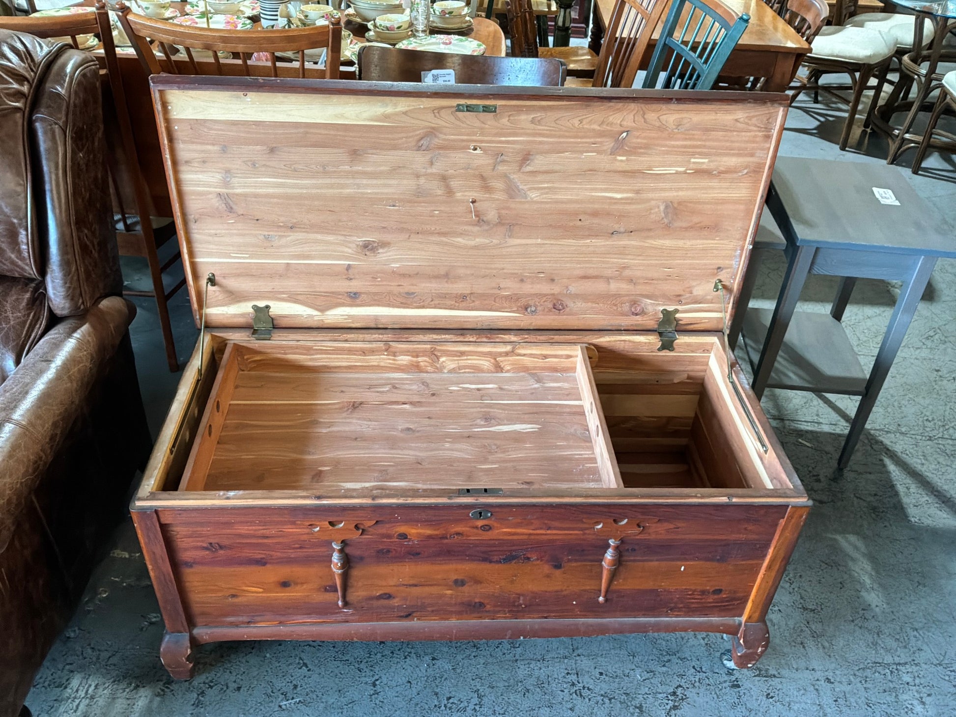 Wood Chest W/ Legs Wheels