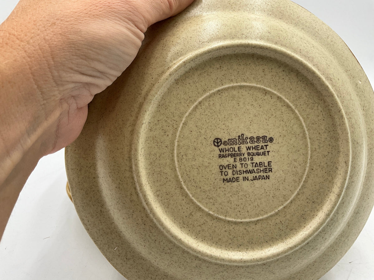Mikasa Whole Wheat Raspberry 8Pc Plate Set