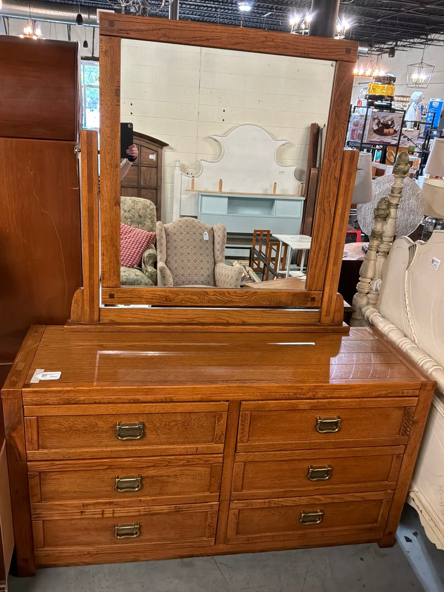 Young Hinkle Oak Dresser