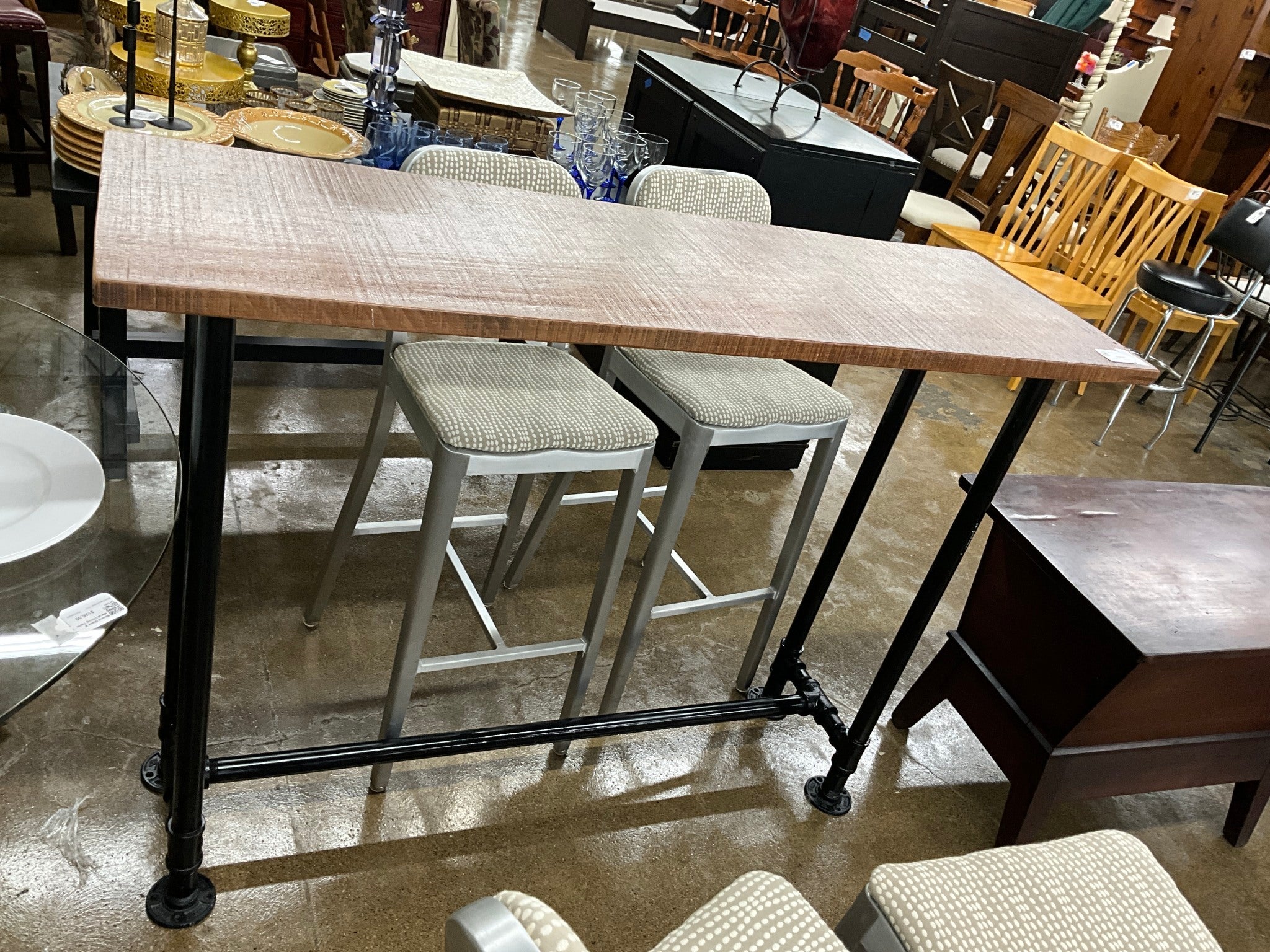 Hightop Table