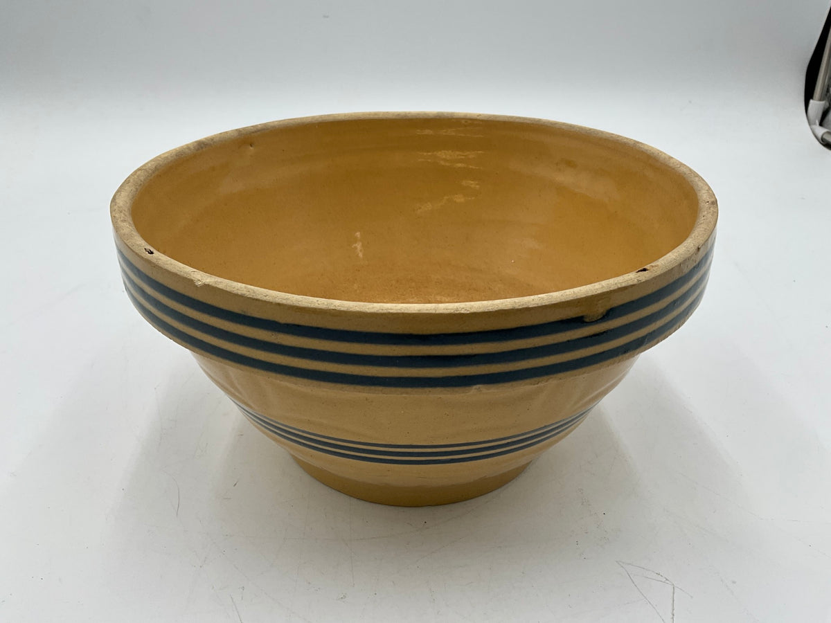 Yelloware Mixing Bowl
