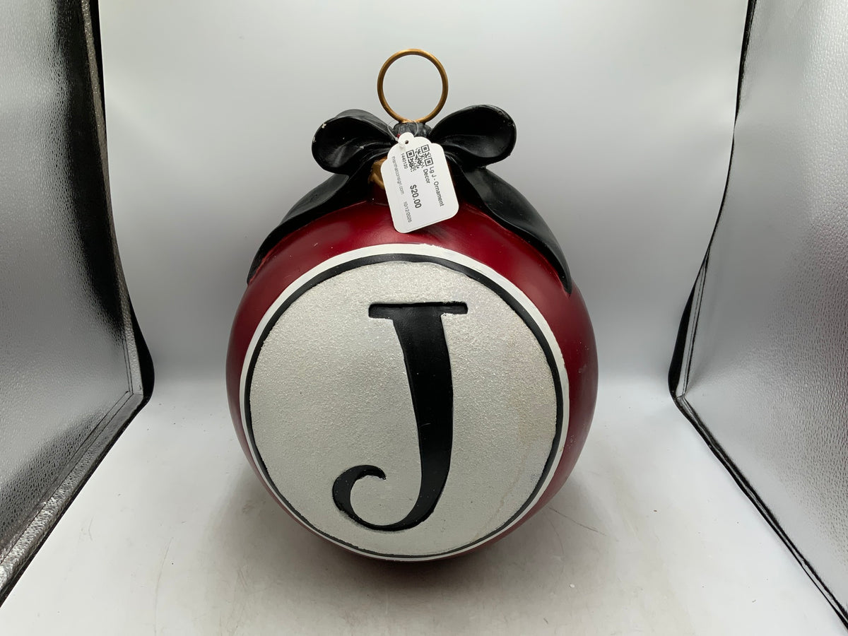 Lg J - Ornament Decor