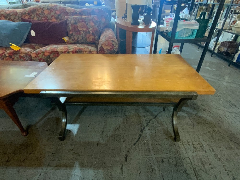 Metal/Wood Coffee table