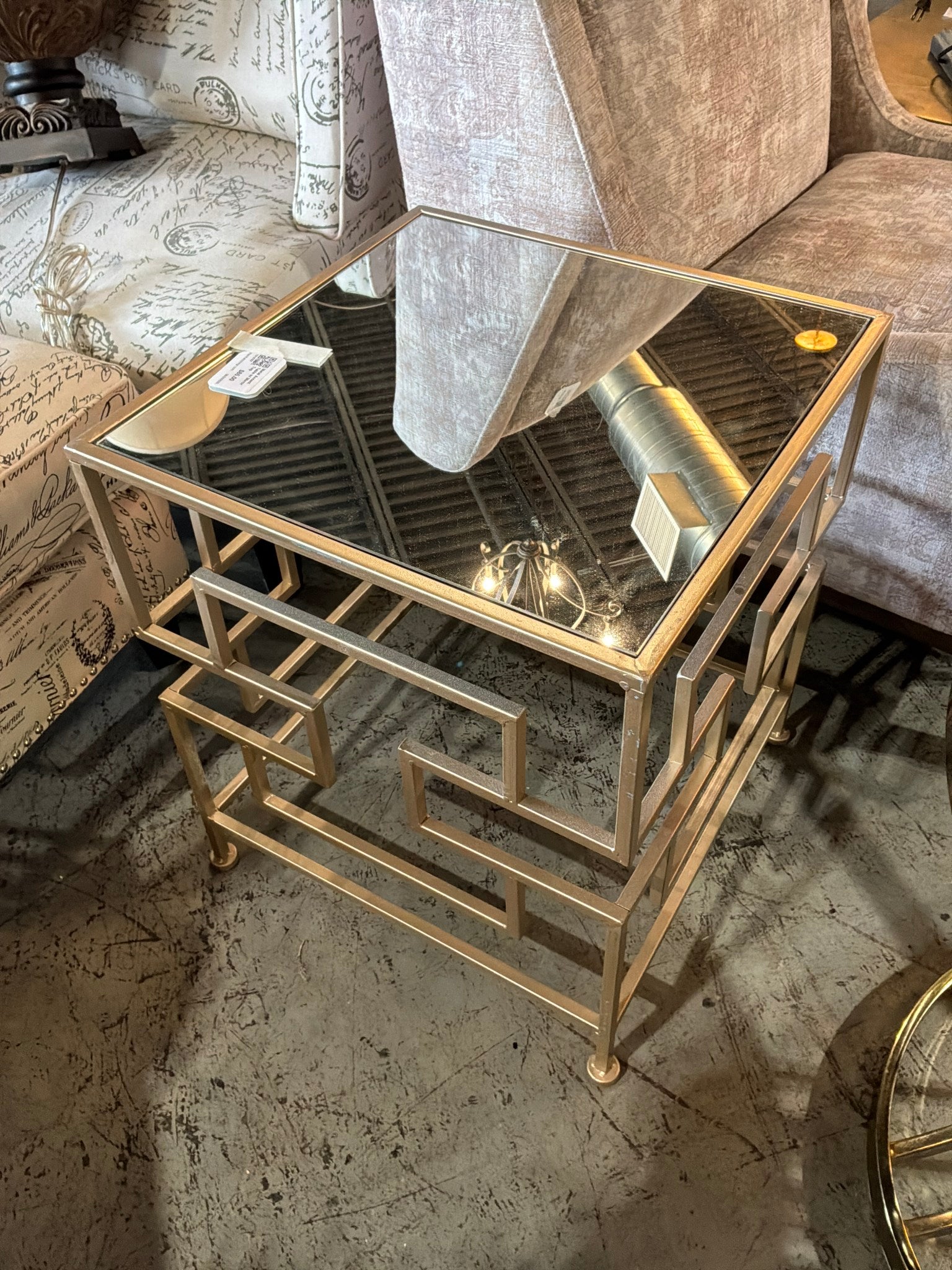 Metal Accent Table w/ Mirror Top