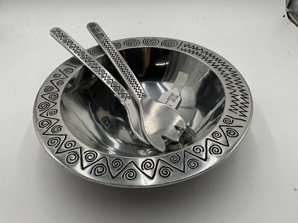 Wilton Armetele Salad Bowl W/Utensils