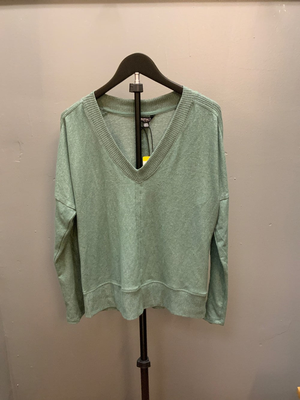NWT Buffalo Top sz S