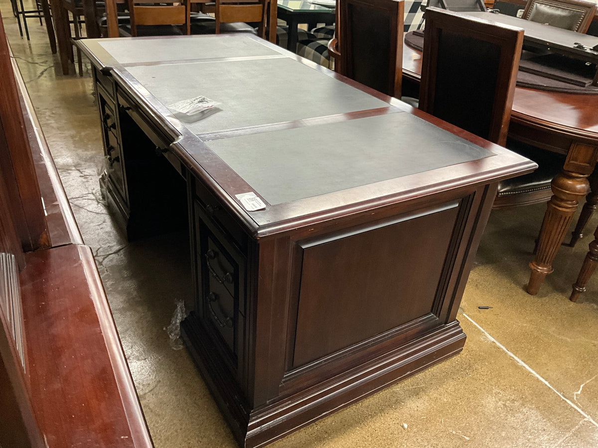 Romweber Executive Desk