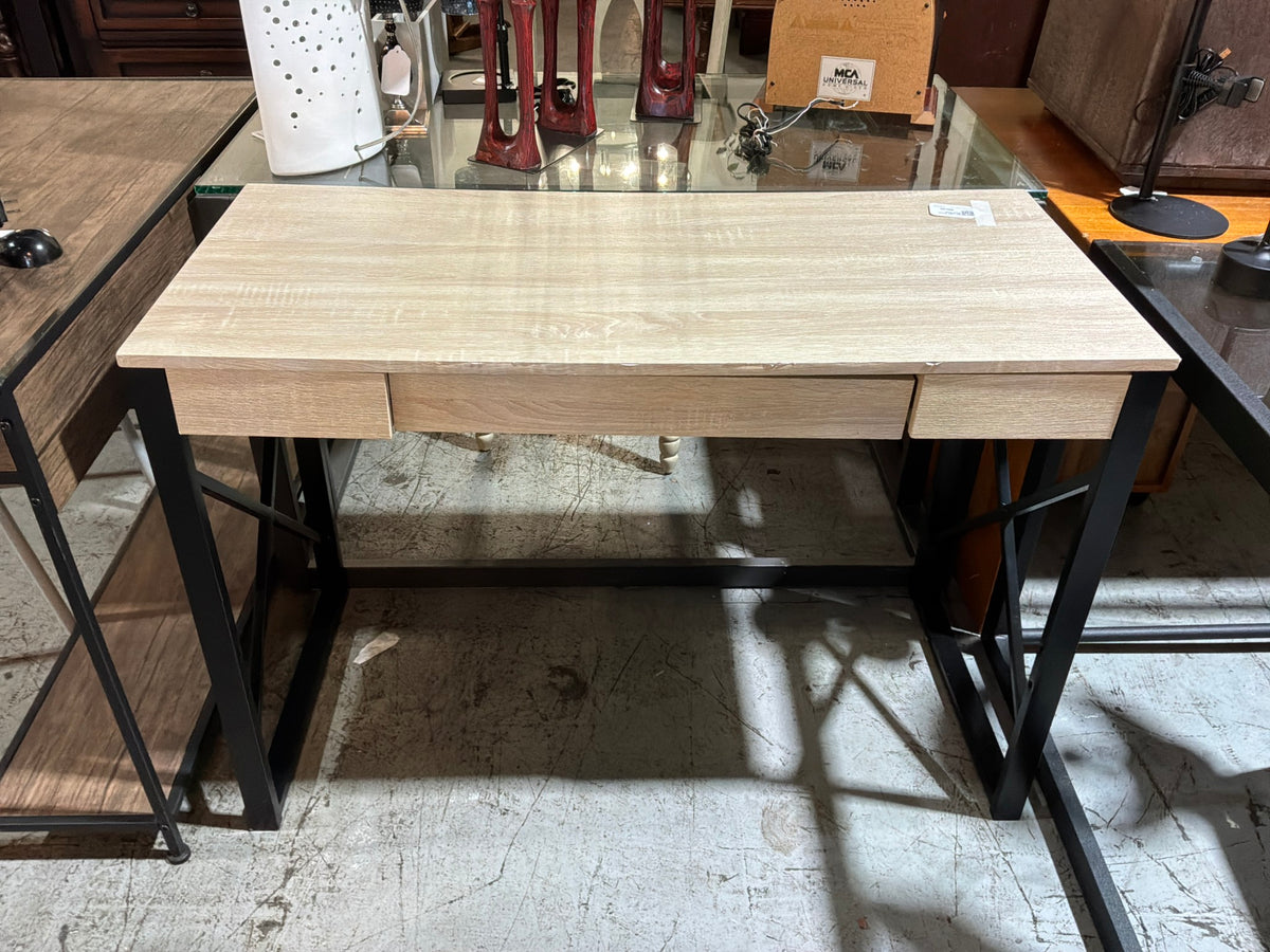 Sm Light Wood Metal Desk