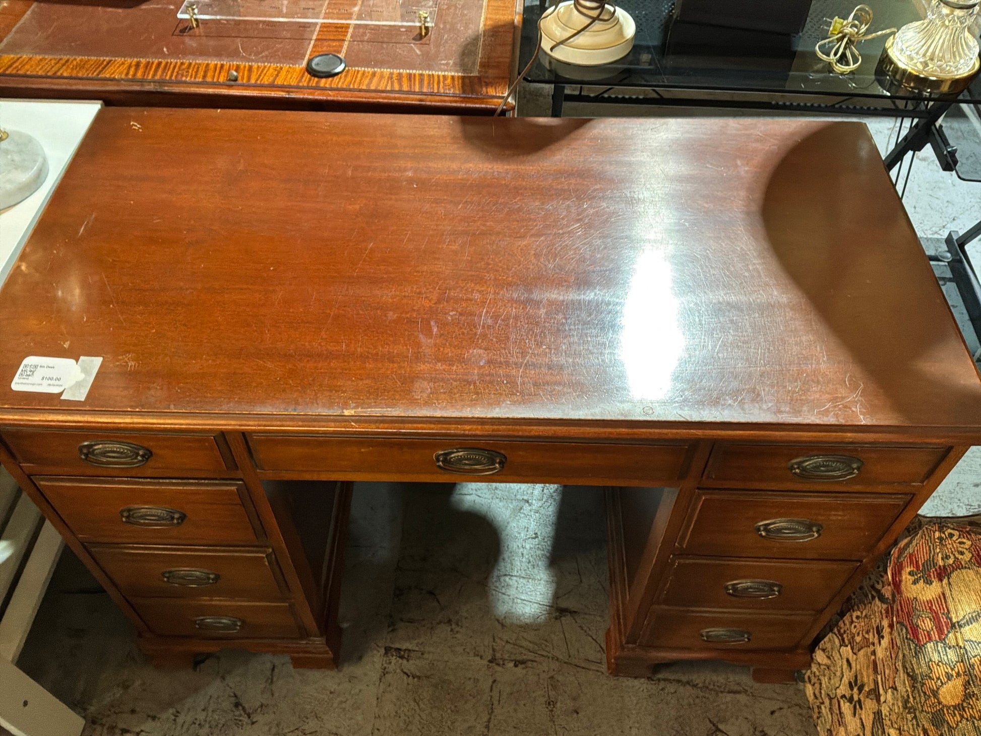 Sm Desk