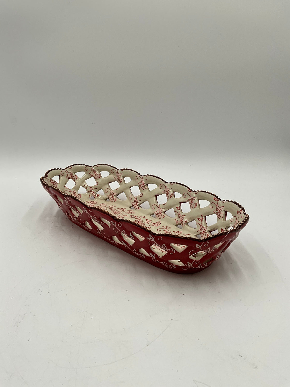 Temptations Bread Basket W/Handle