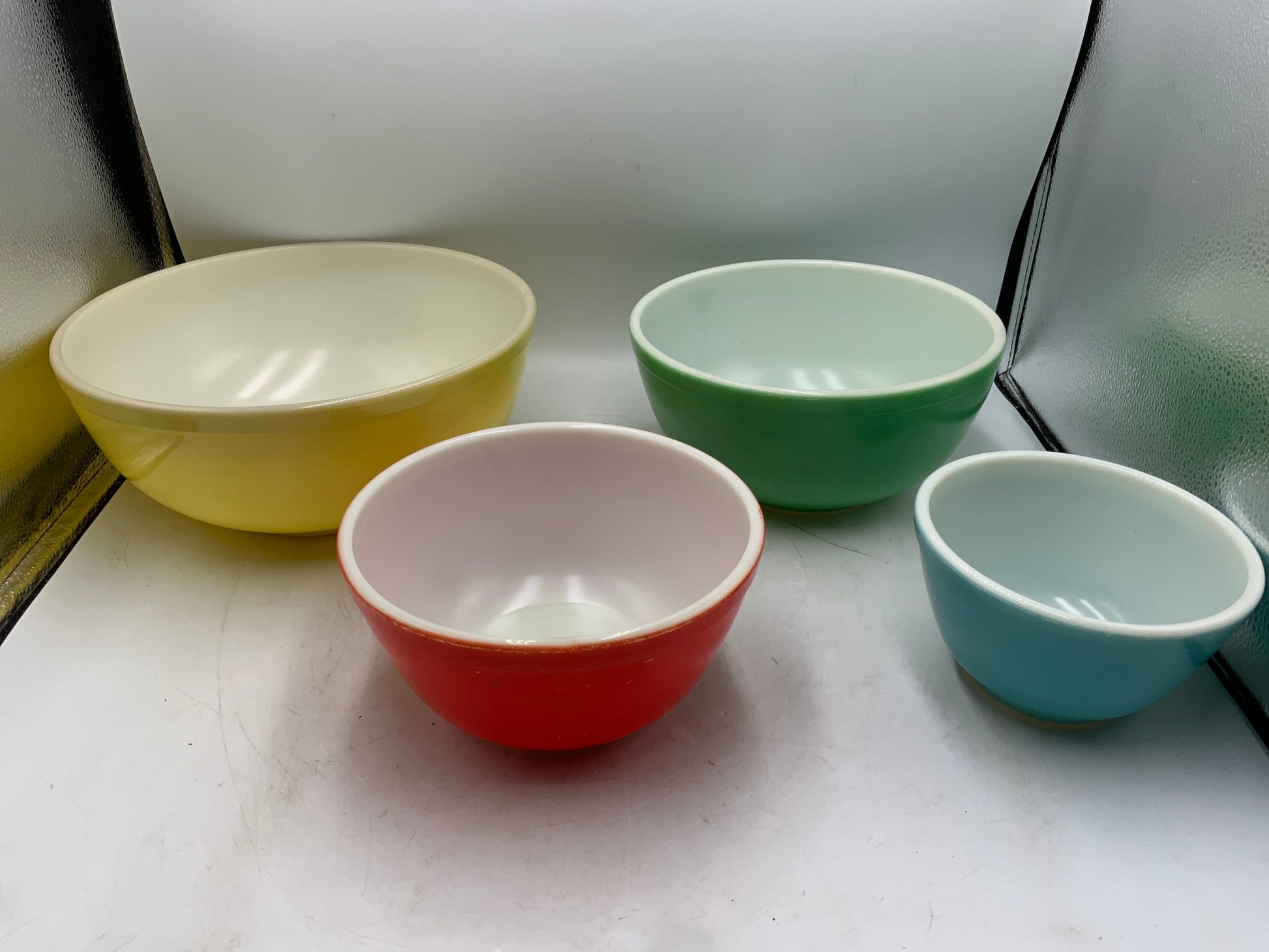 Pyrex Primary Colors Mixing Bowls Set of 4