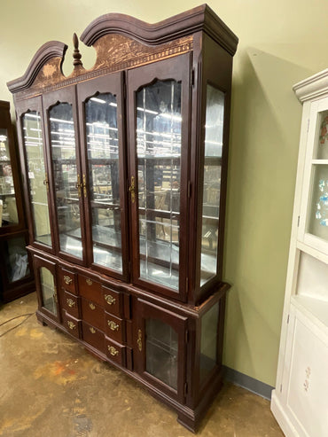 2pc Hutch - AS IS