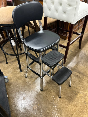 Cosco Black & Silver Chair w/Steps