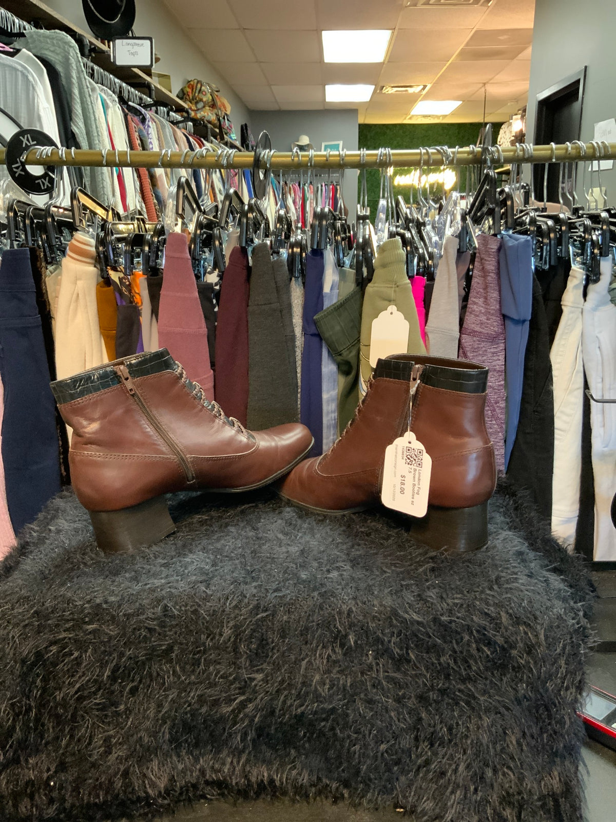 London Fog Brown Booties sz 7.5