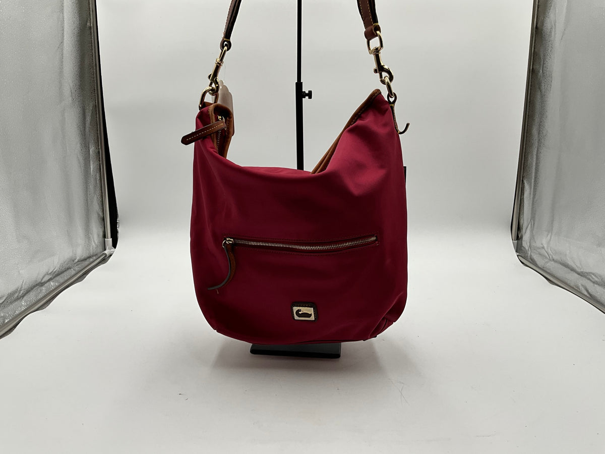 Maroon Dooney & Bourke