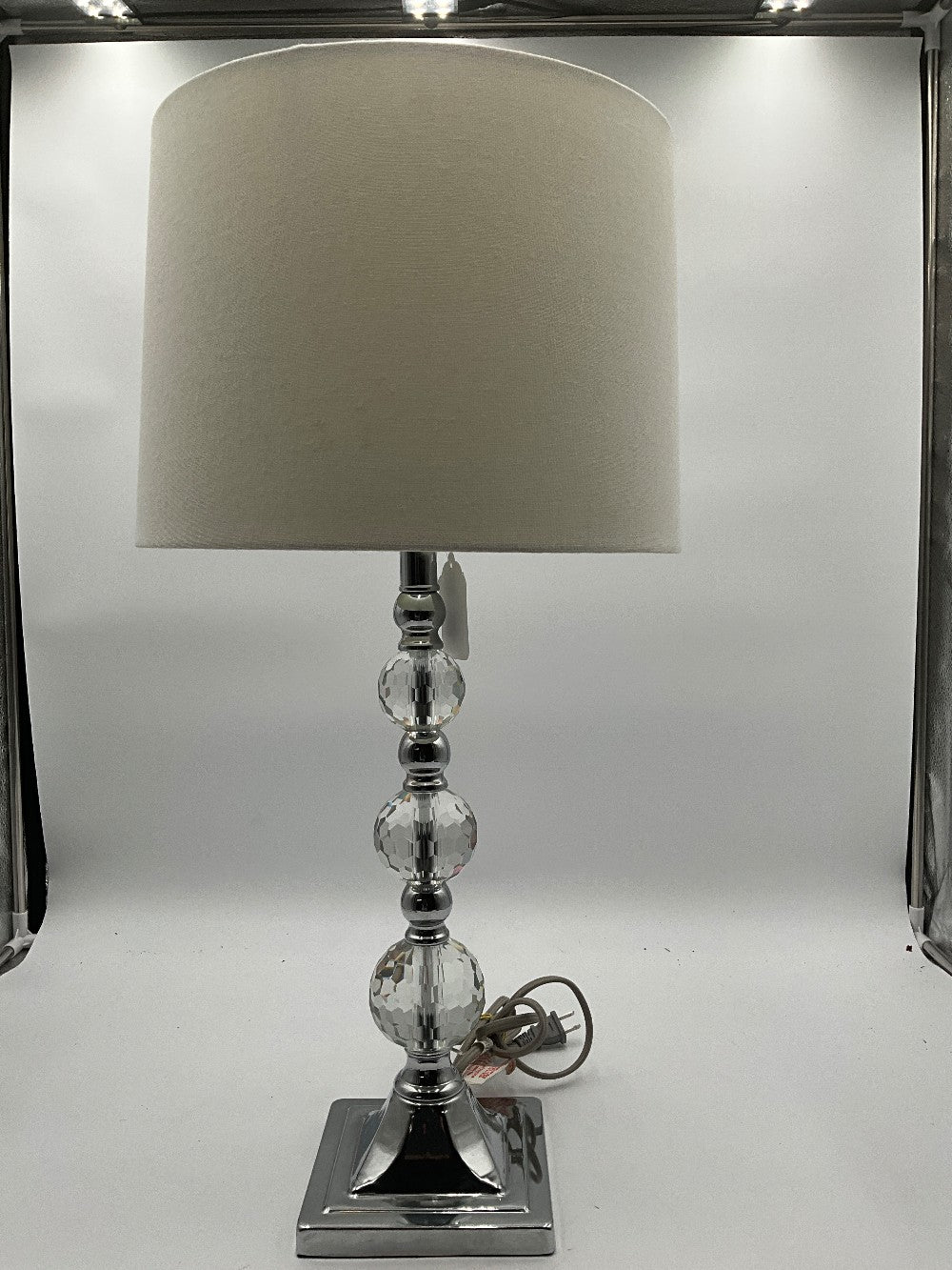 Sofavieh Silver Lamp