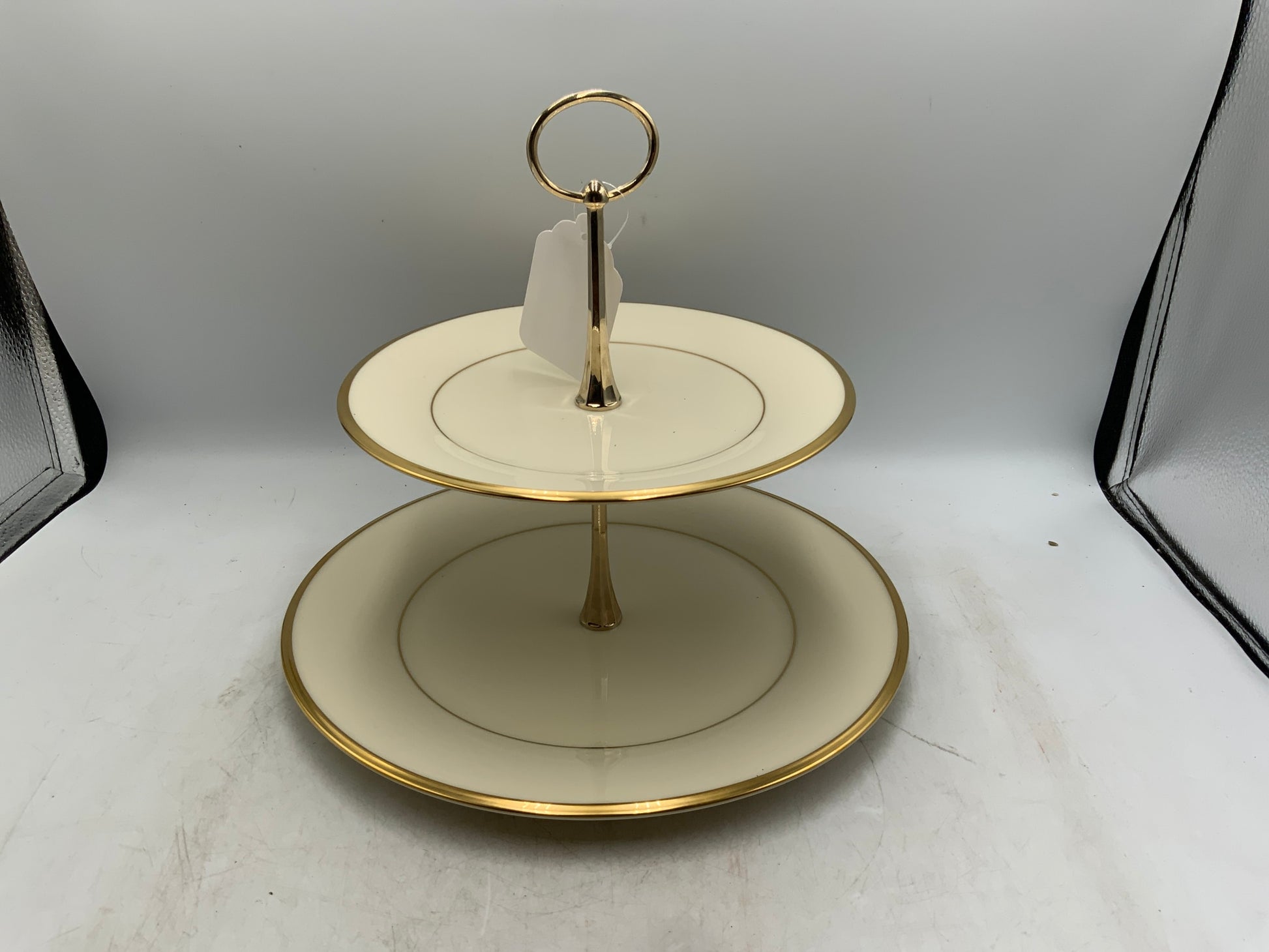 Lenox 2 Tier Plate