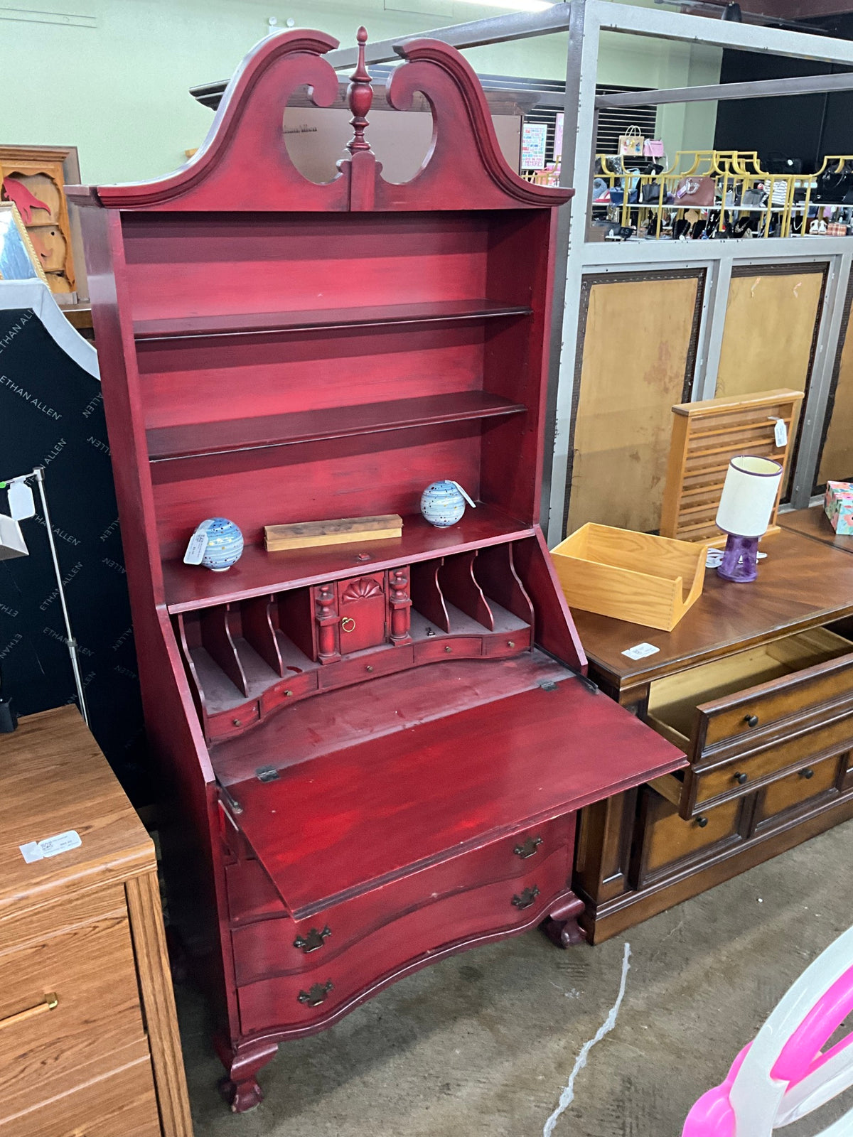 Red Secretary