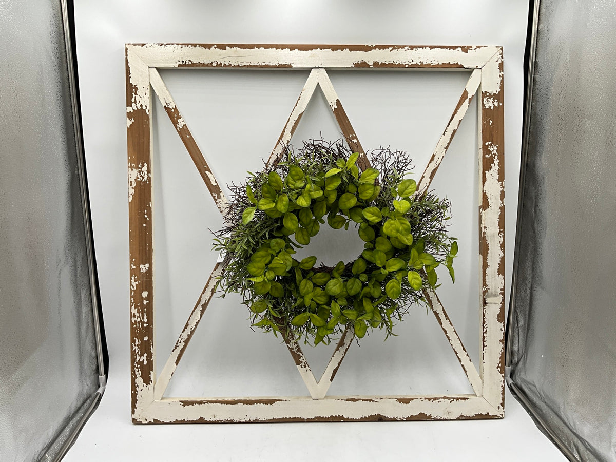 Wood & Wreath Wall Decor