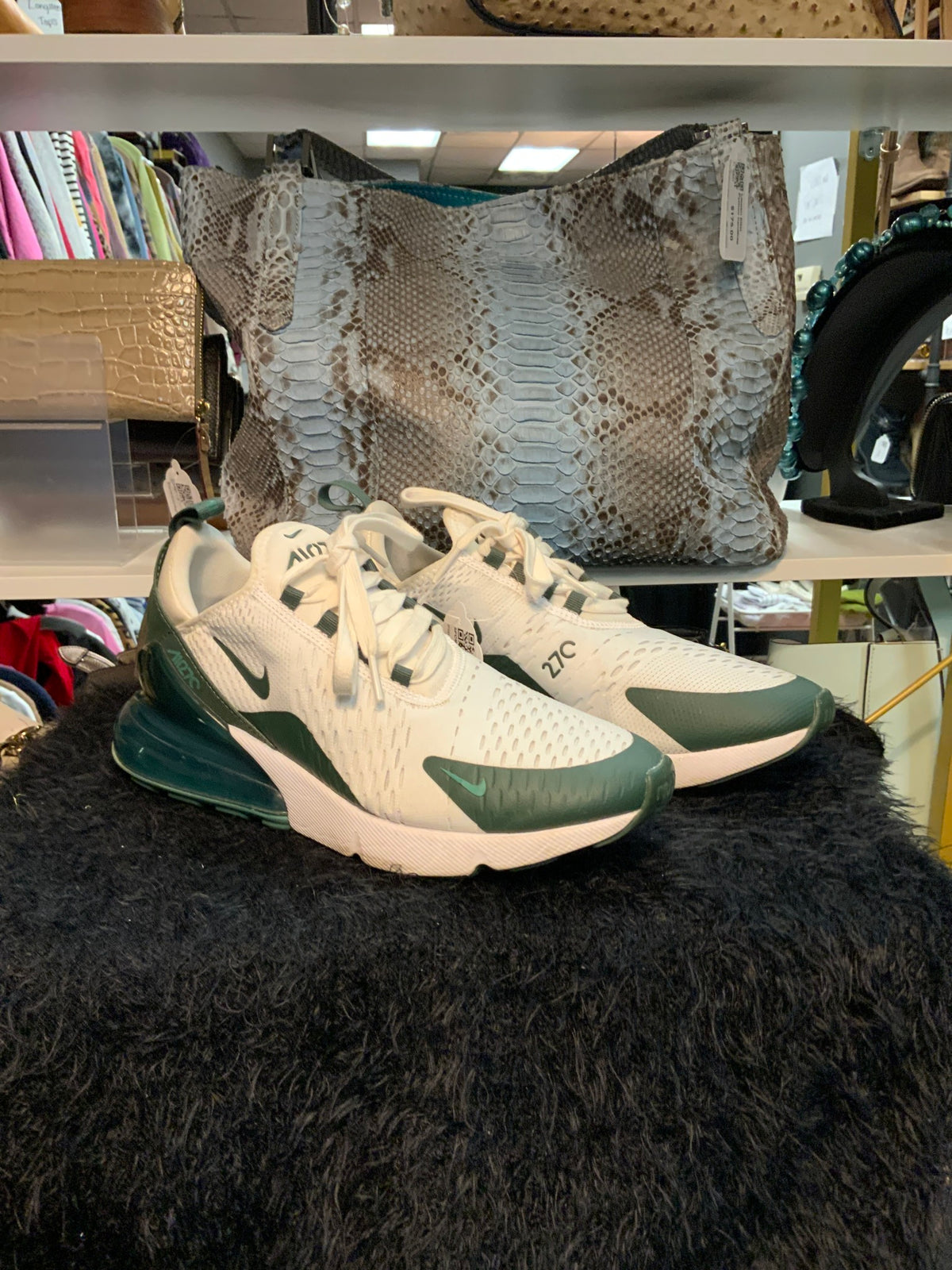 Nike 270 Sz 9.5 Green