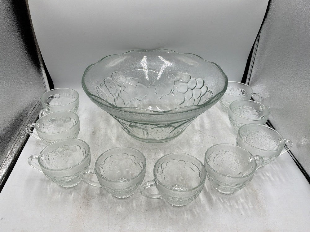 Vtg Pasari Strawberry Punch Bowl Set