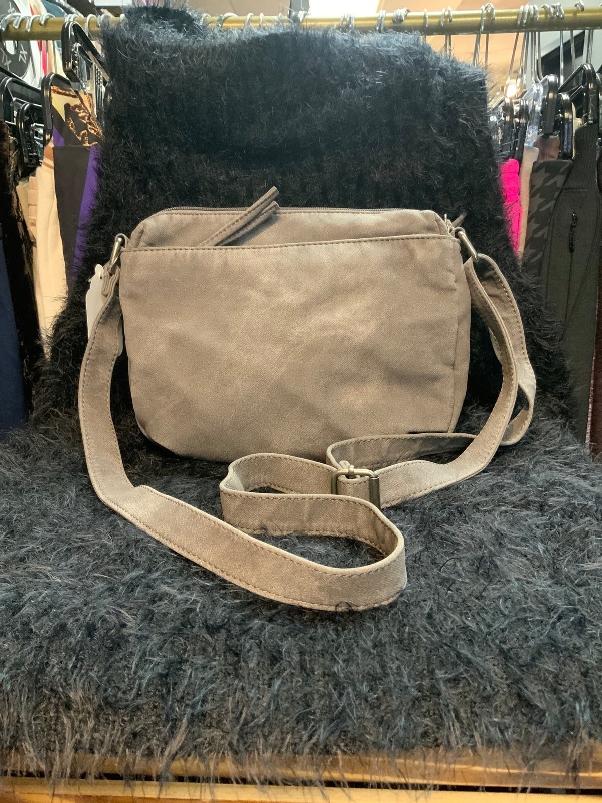 Bueno Crossbody
