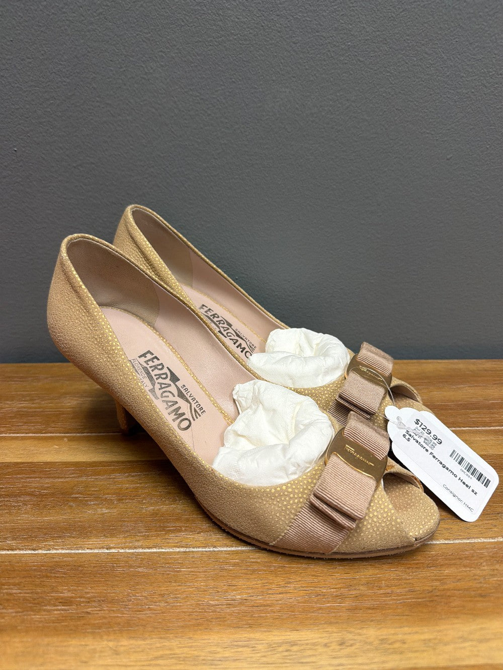 Salvatore Ferragamo Heel sz 6.5