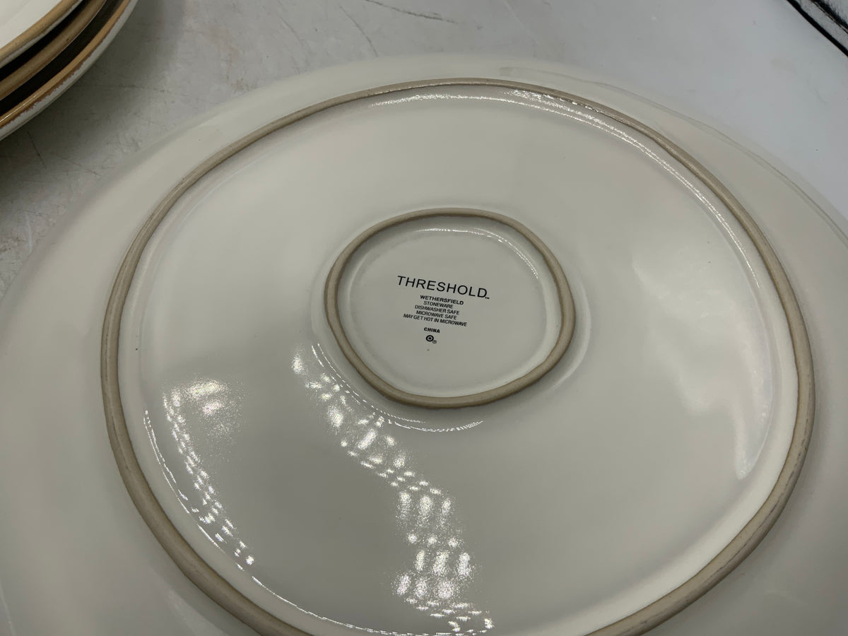 Threshold Set of 4 Plates