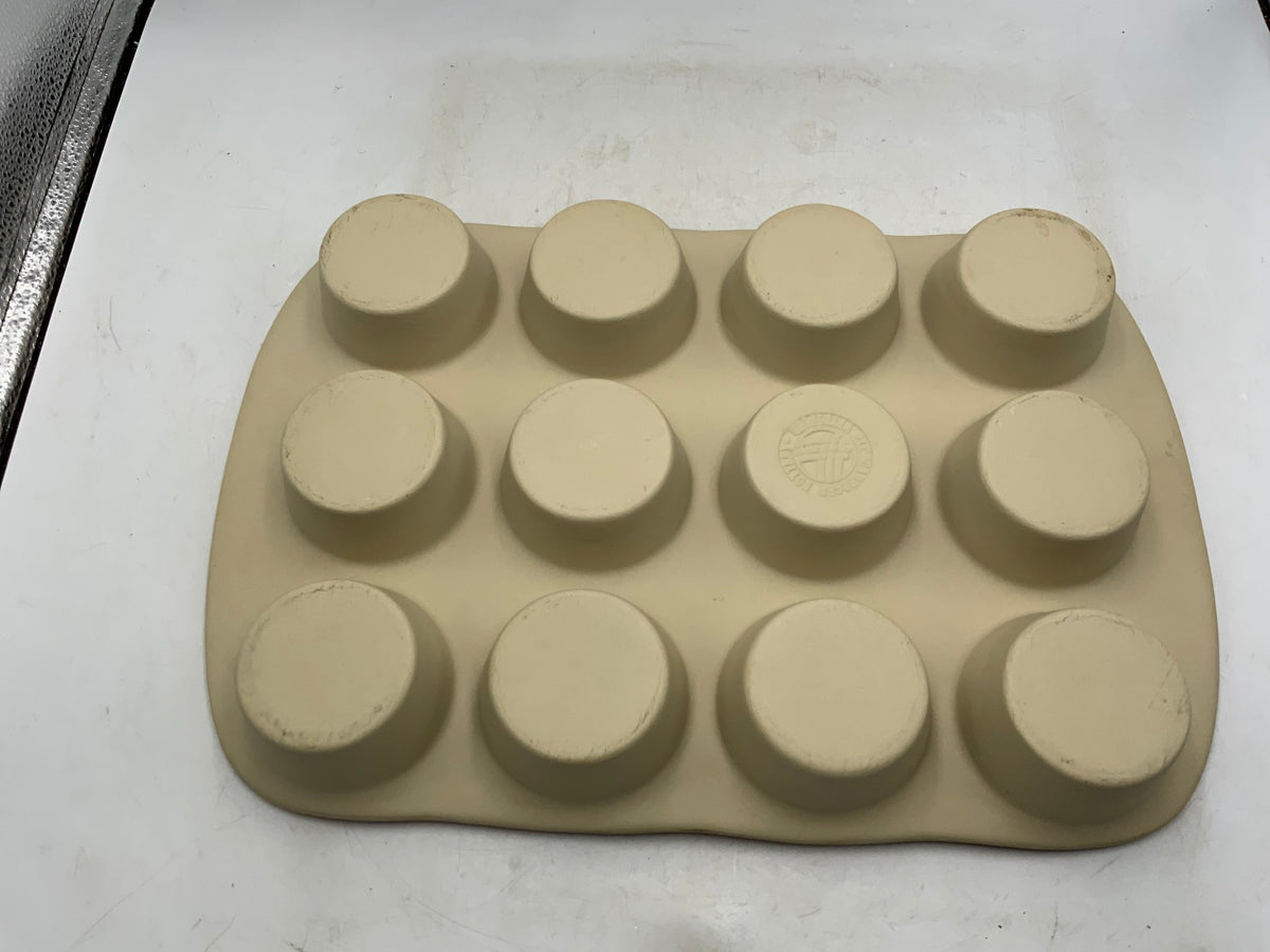 Longaberger Cupcake Pan