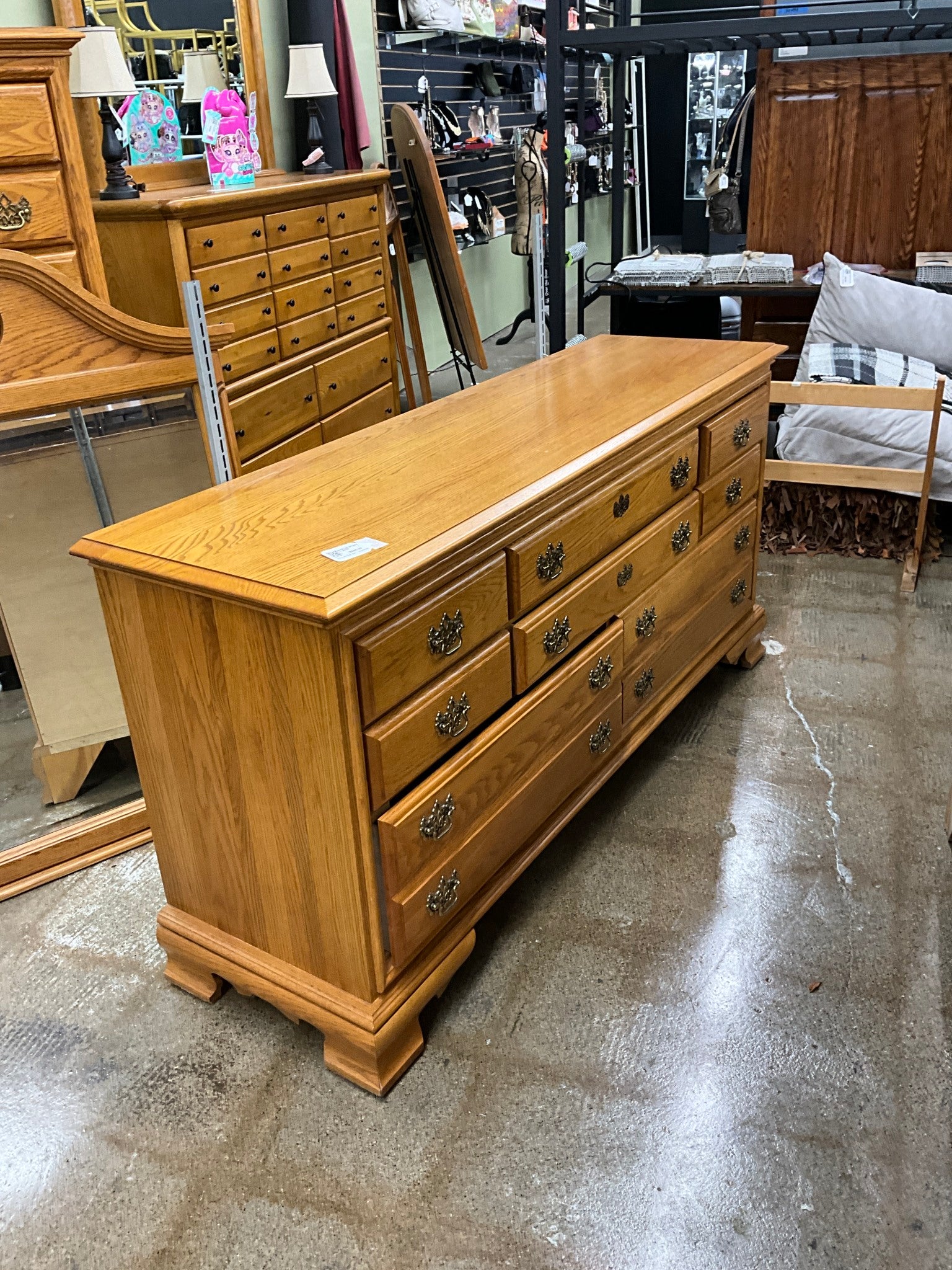 Solid Oak Dresser w Mirror