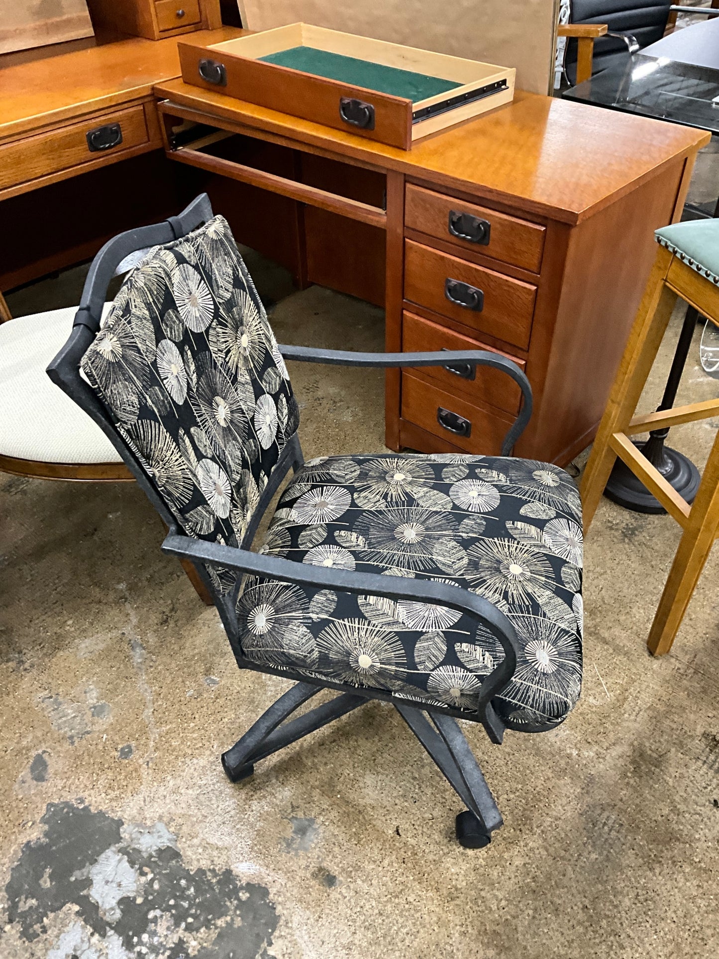 Set of 4 Rolling Chairs