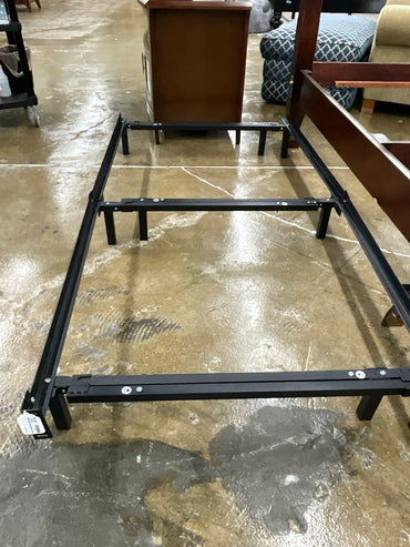Adjustable Twin-Queen Frame