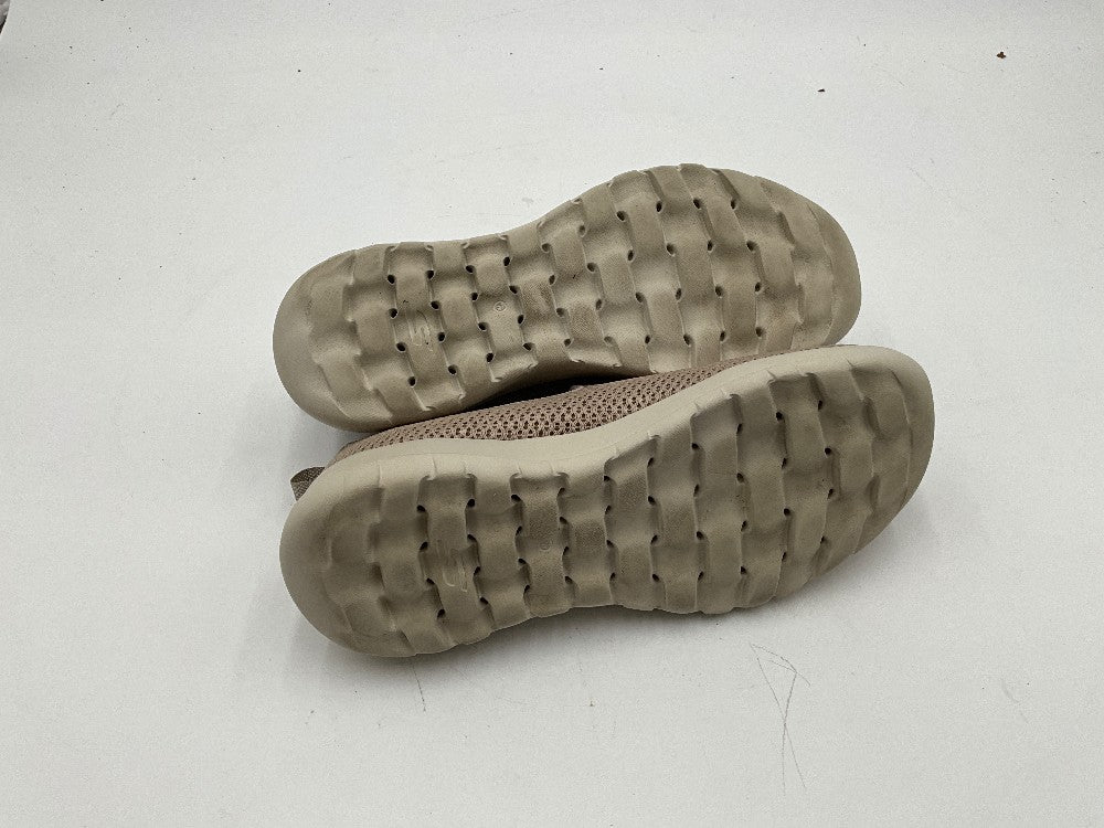 Skechers Tan Slip On Sz. 8.5
