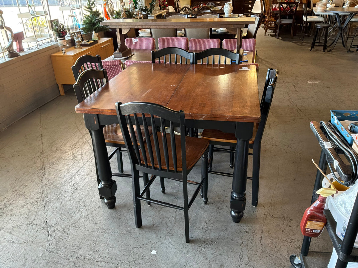 High Top Table w 6 Chairs & Leaf