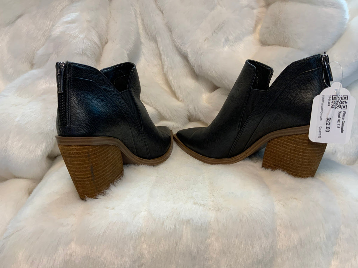 Vince Camuto Boot sz 7.5