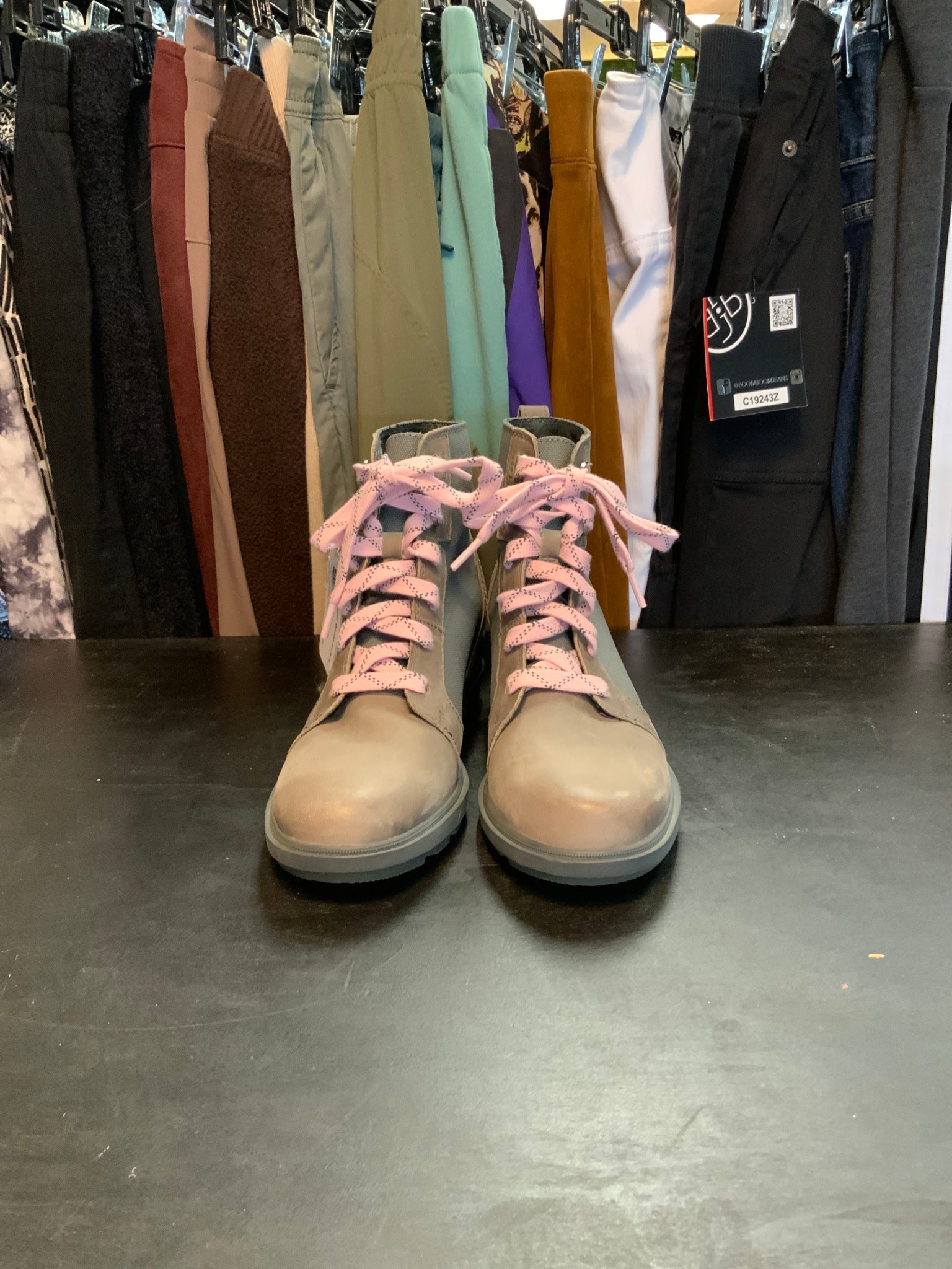 Sorel Boots sz 8.5