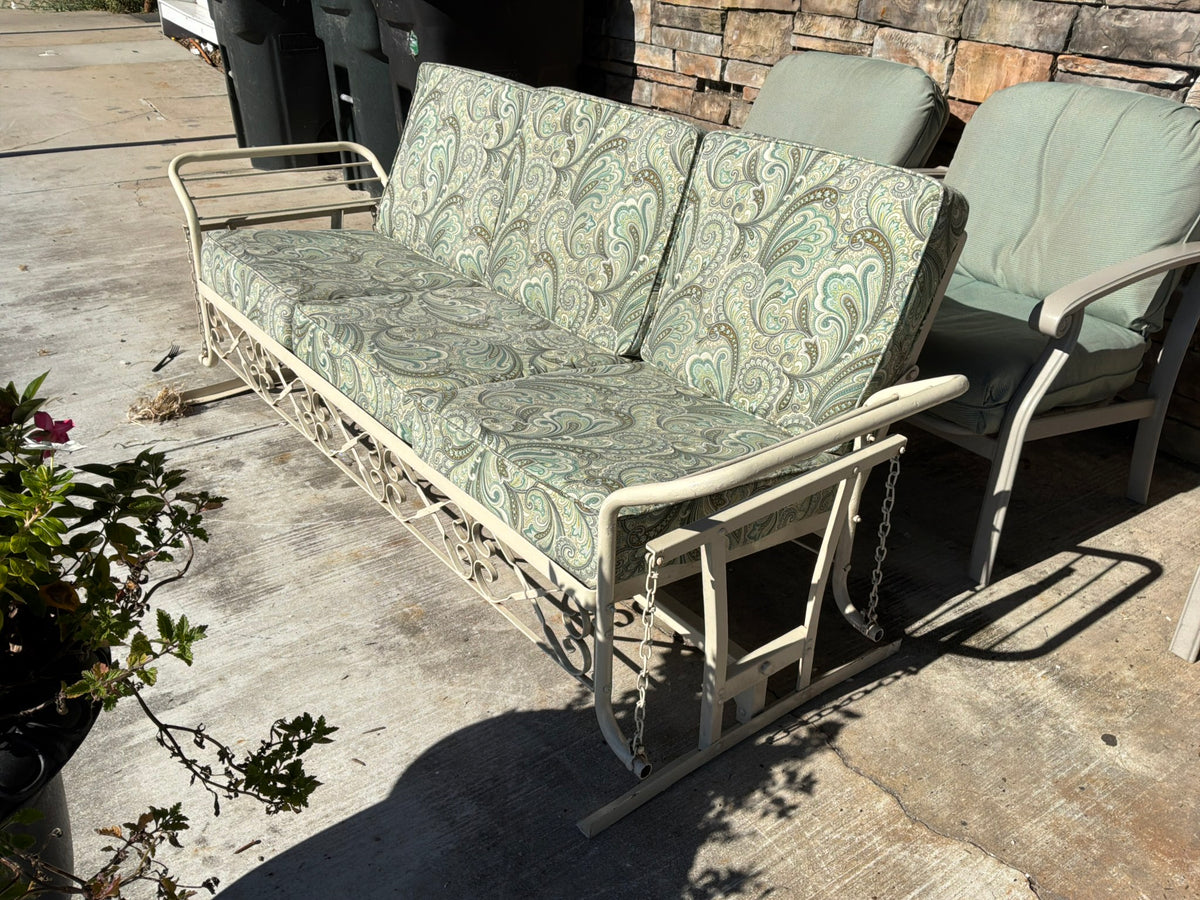 Vtg Outdoor Glider