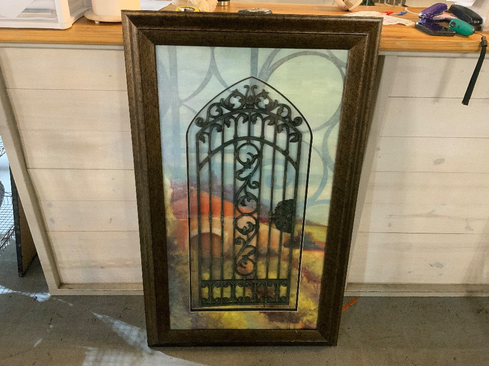 Lg Framed Metal Gate / Landscape