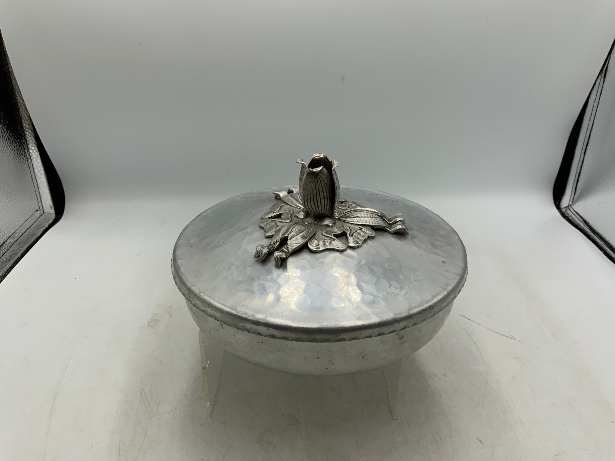 Rodney Kent Sm Dish with Lid