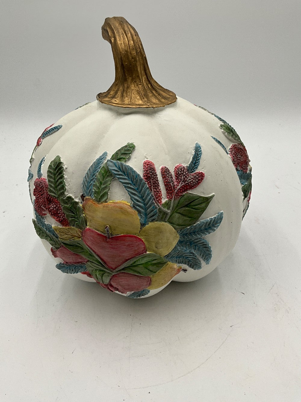 Plow & Hearth White Pumpkin