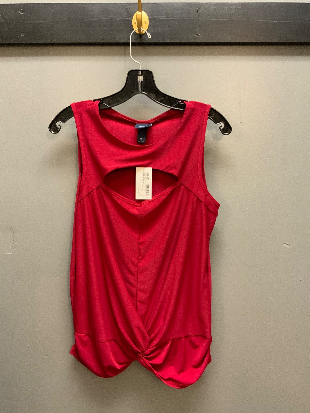 NWT Buckle Tank sz M