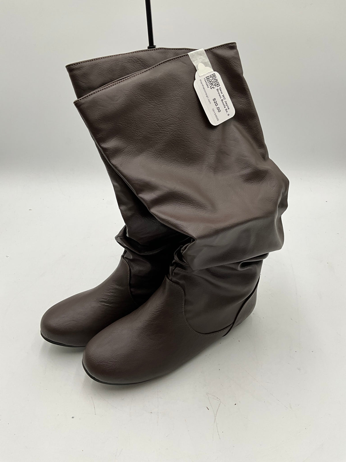 New WC Jayne Brown Boots Sz. 9