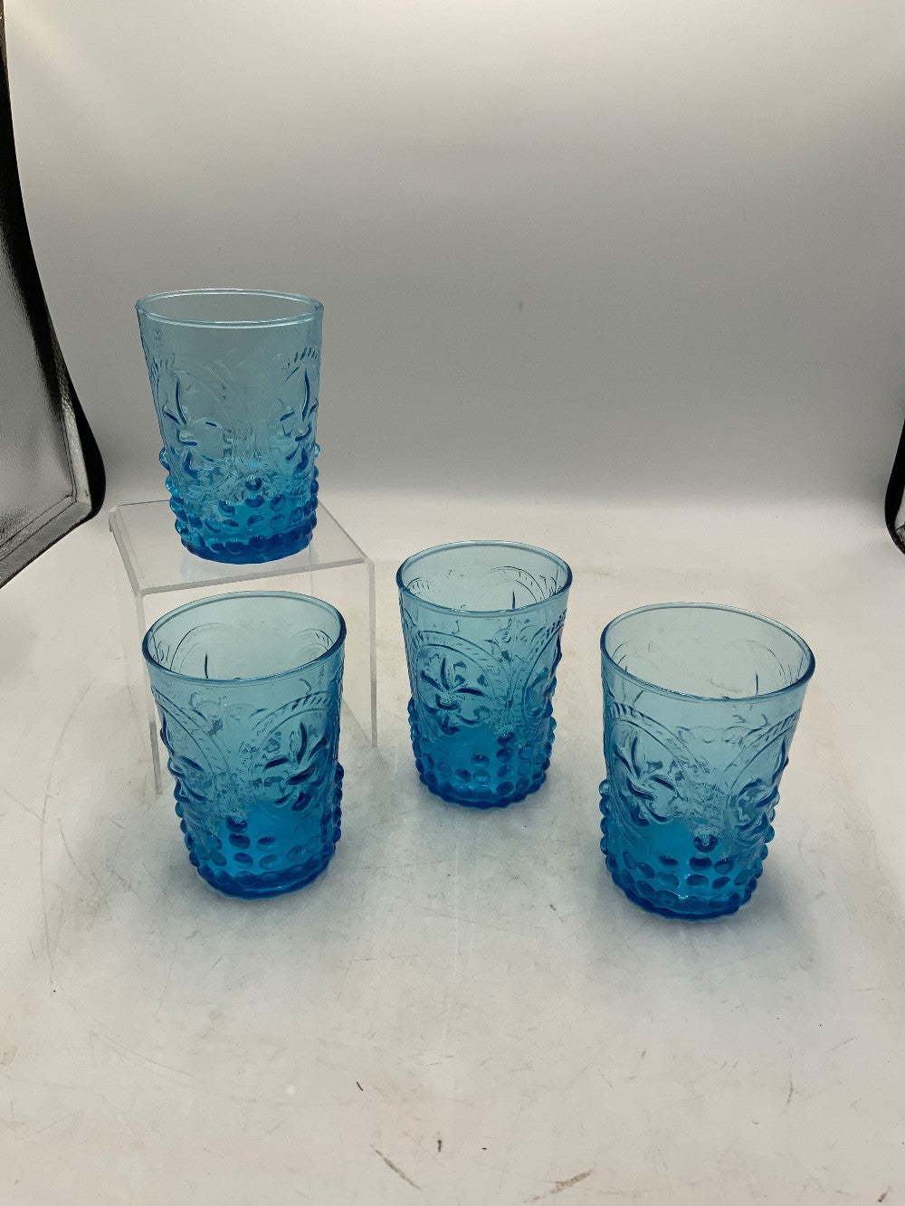 Zrike Renaissance Aqua Glasses - Set of 4