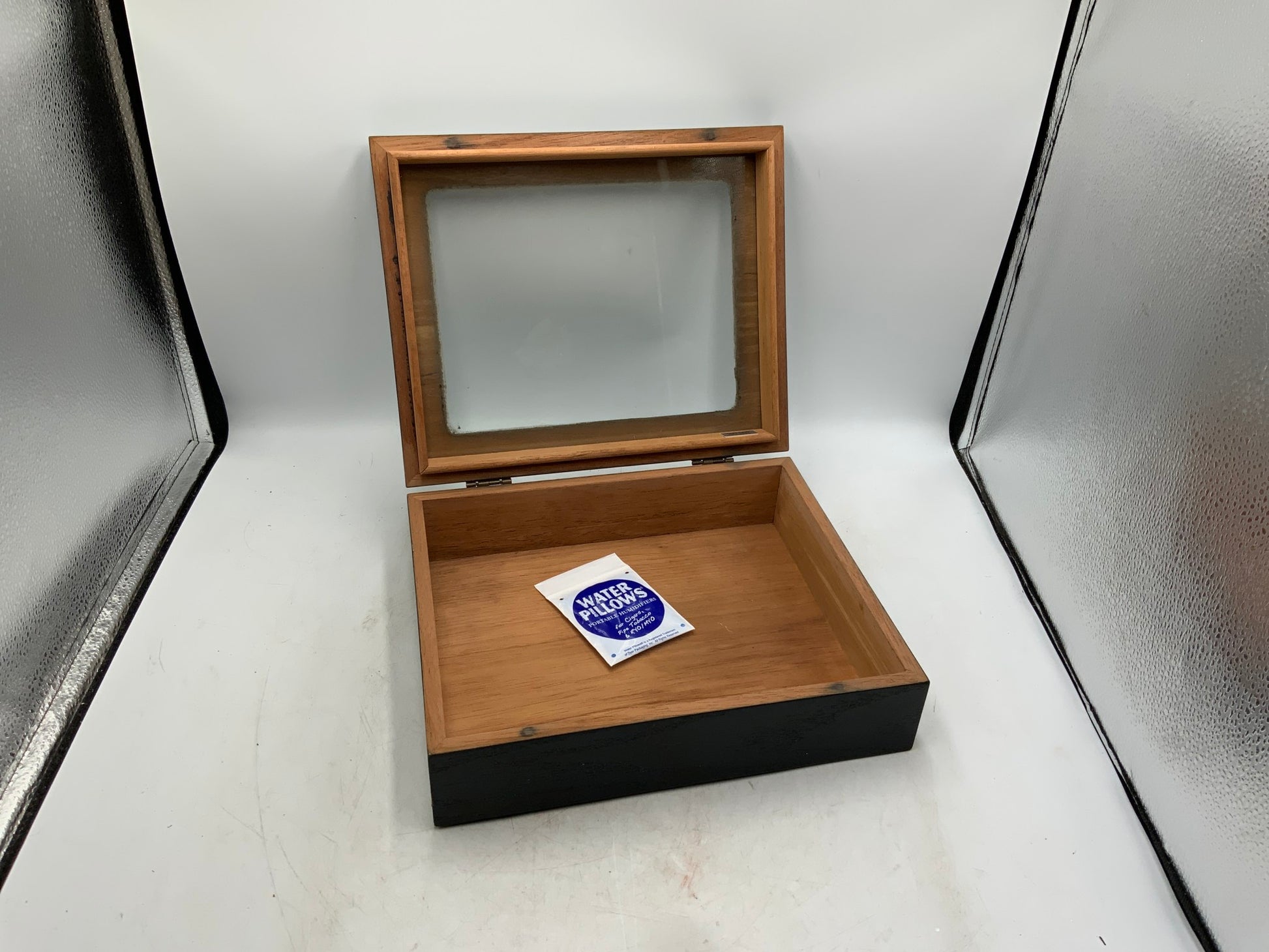 Black Cigar Box