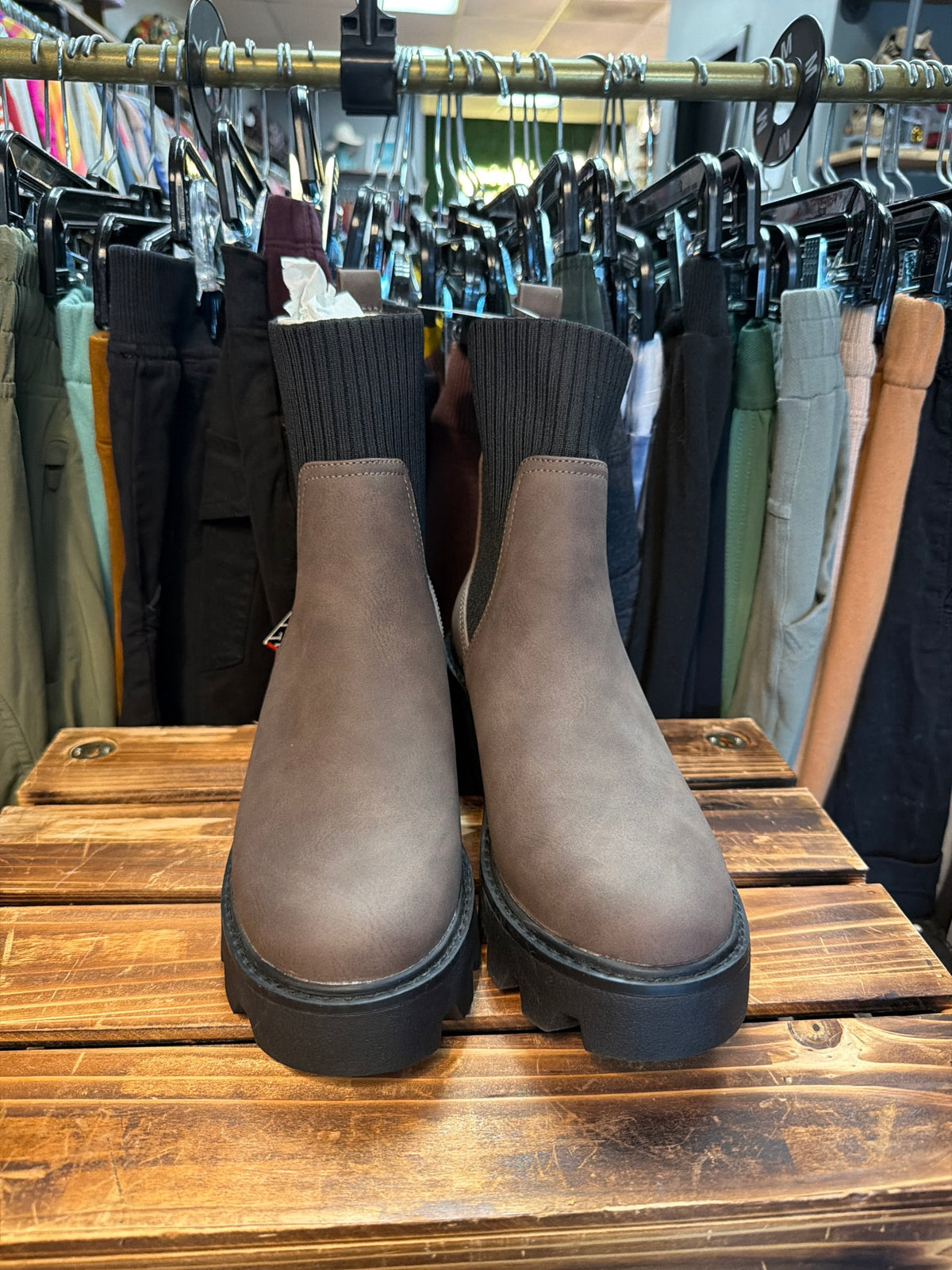 NEW Dolce Vita Boots Sz 8
